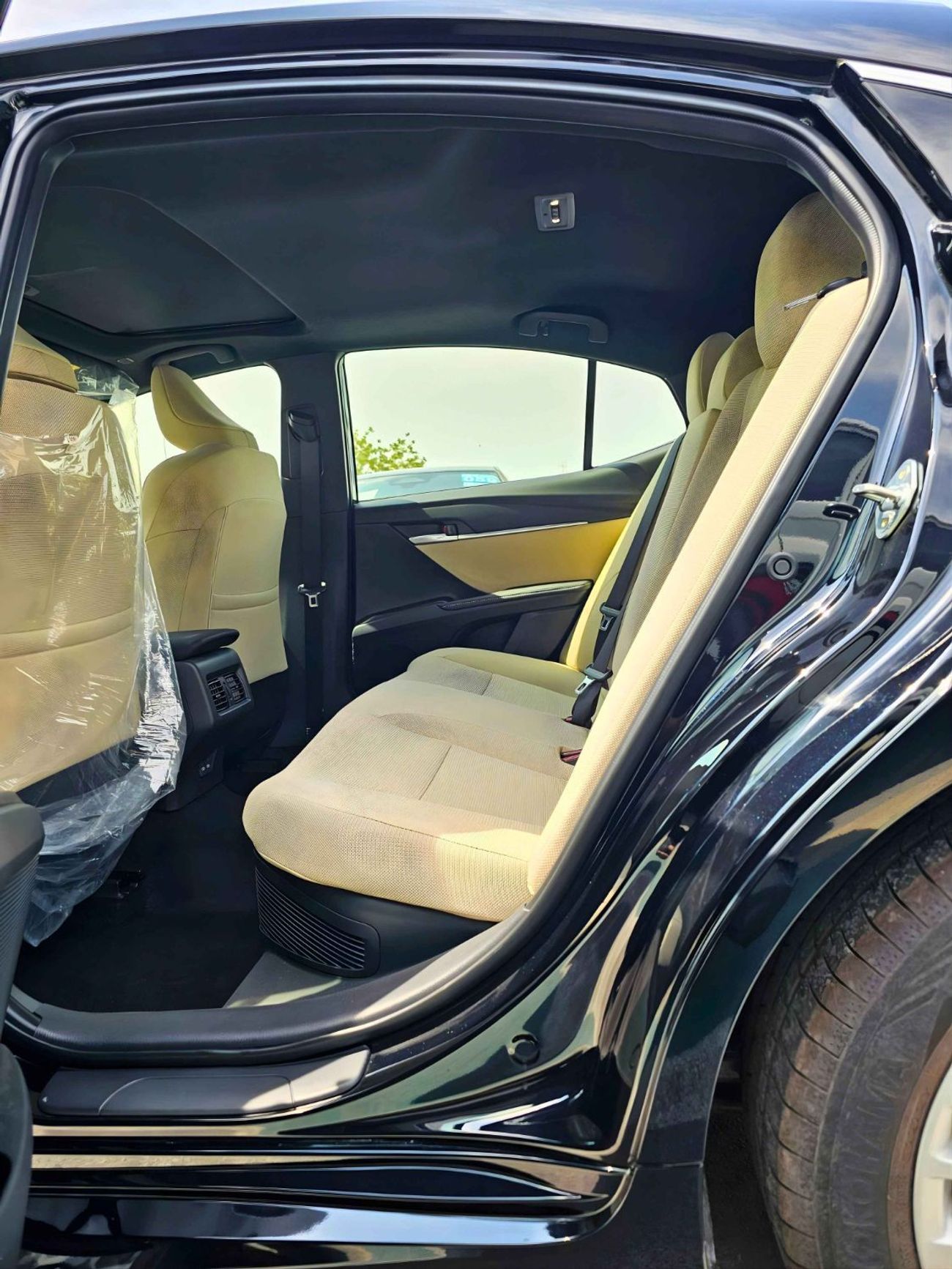 Toyota Camry E-PLUS HYBRID / 2.5L V4 PETROL / SUNROOF / FABRIC SEATS WITH DRIVER PWR SEAT (CODE # CPEA)