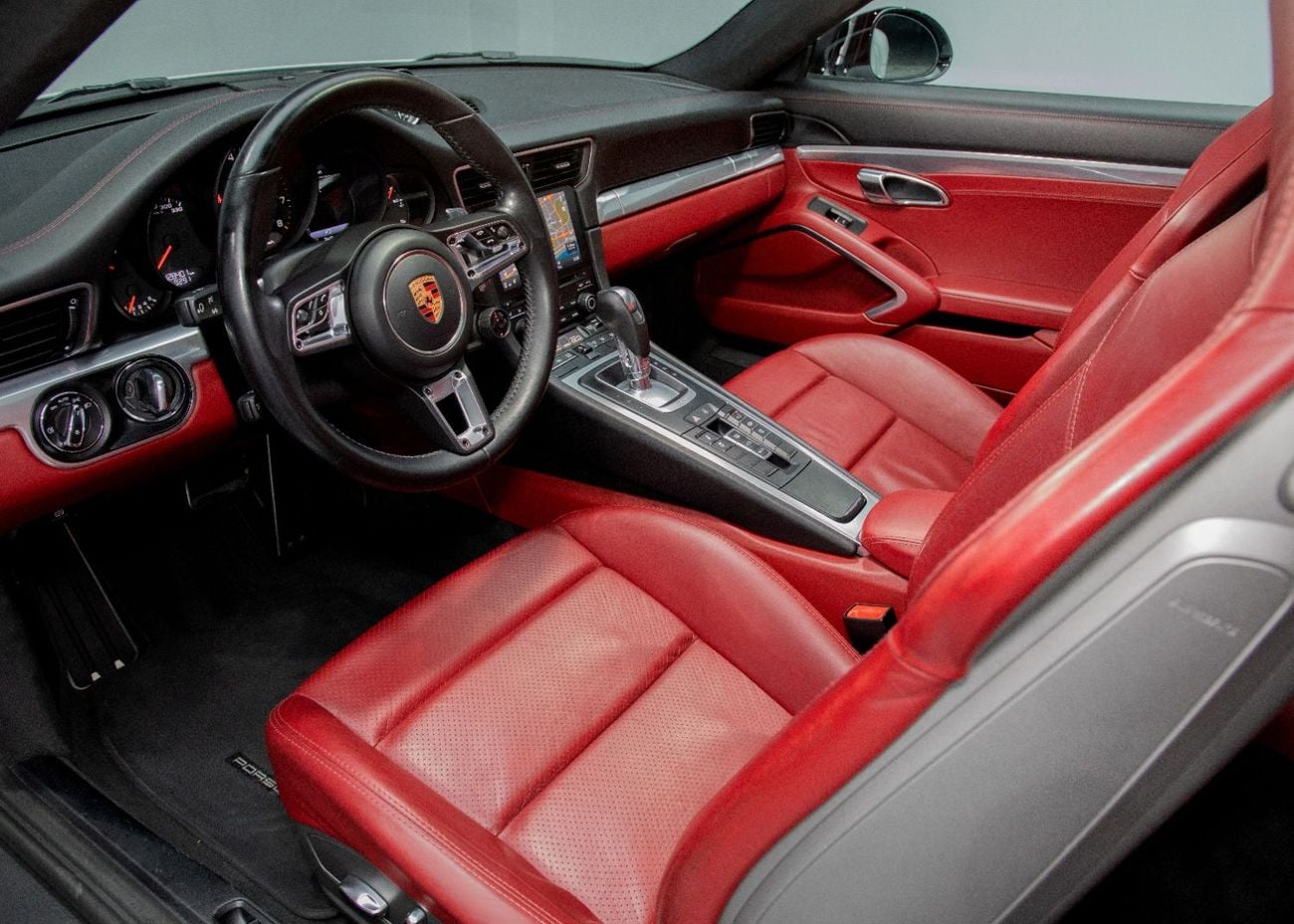 Porsche 911 Carrera