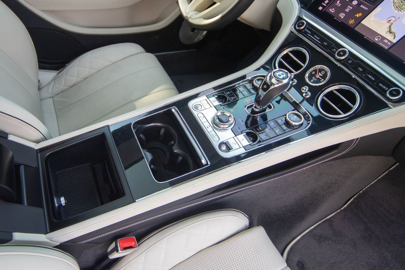 بنتلي كونتيننتال جي تي 6.0L W12 (626 HP)