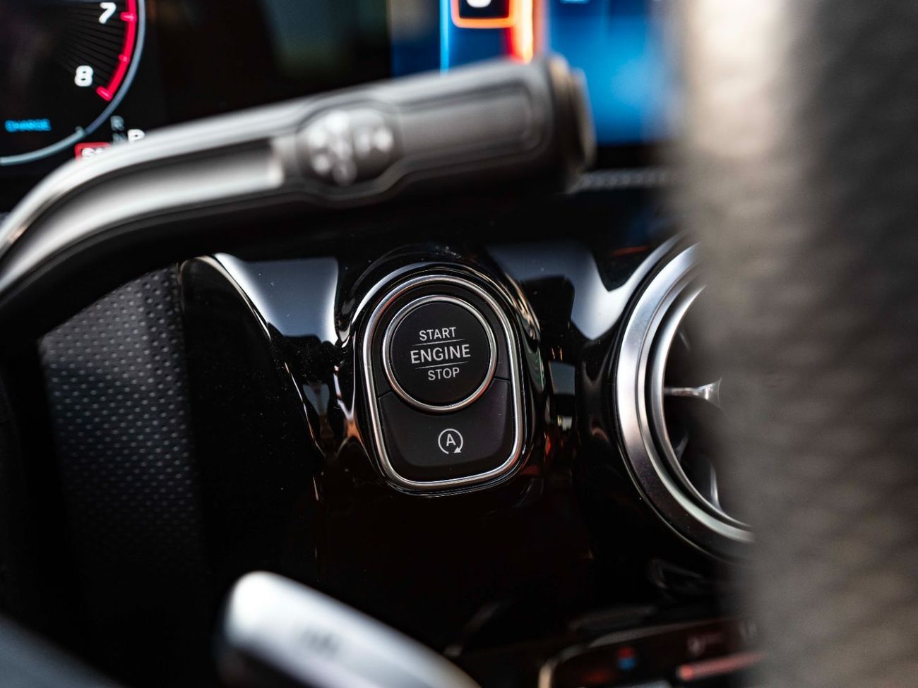 Mercedes-Benz A 35 AMG Std 2.0L