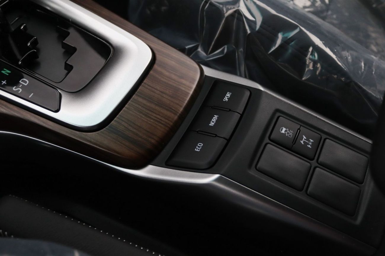 Toyota Fortuner 2023 TOYOTA FORTUNER VXR 2.8 DIESEL 4X4 **التصدير فقط خارج الخليج***EXPORT ONLY