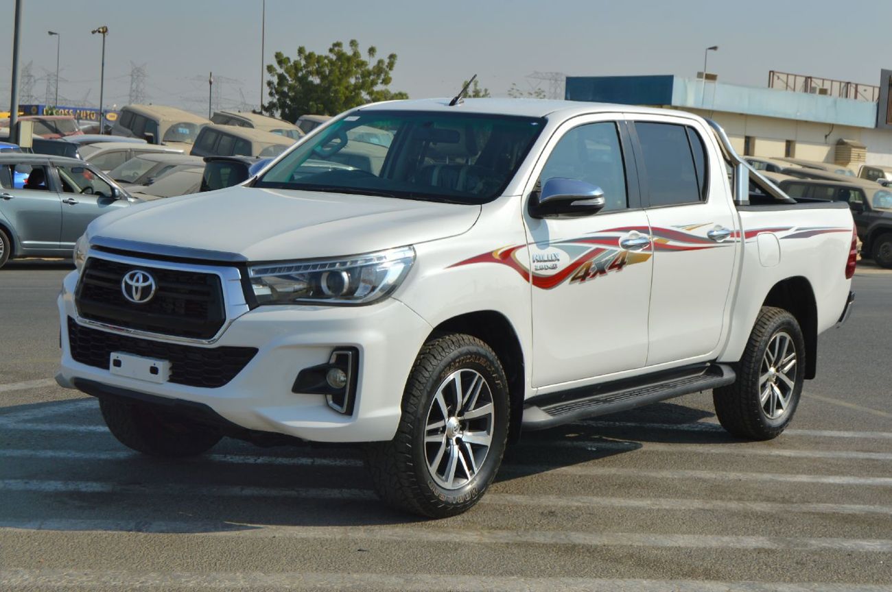 Toyota Hilux Double cabin 2.8L, perfect inside and outside