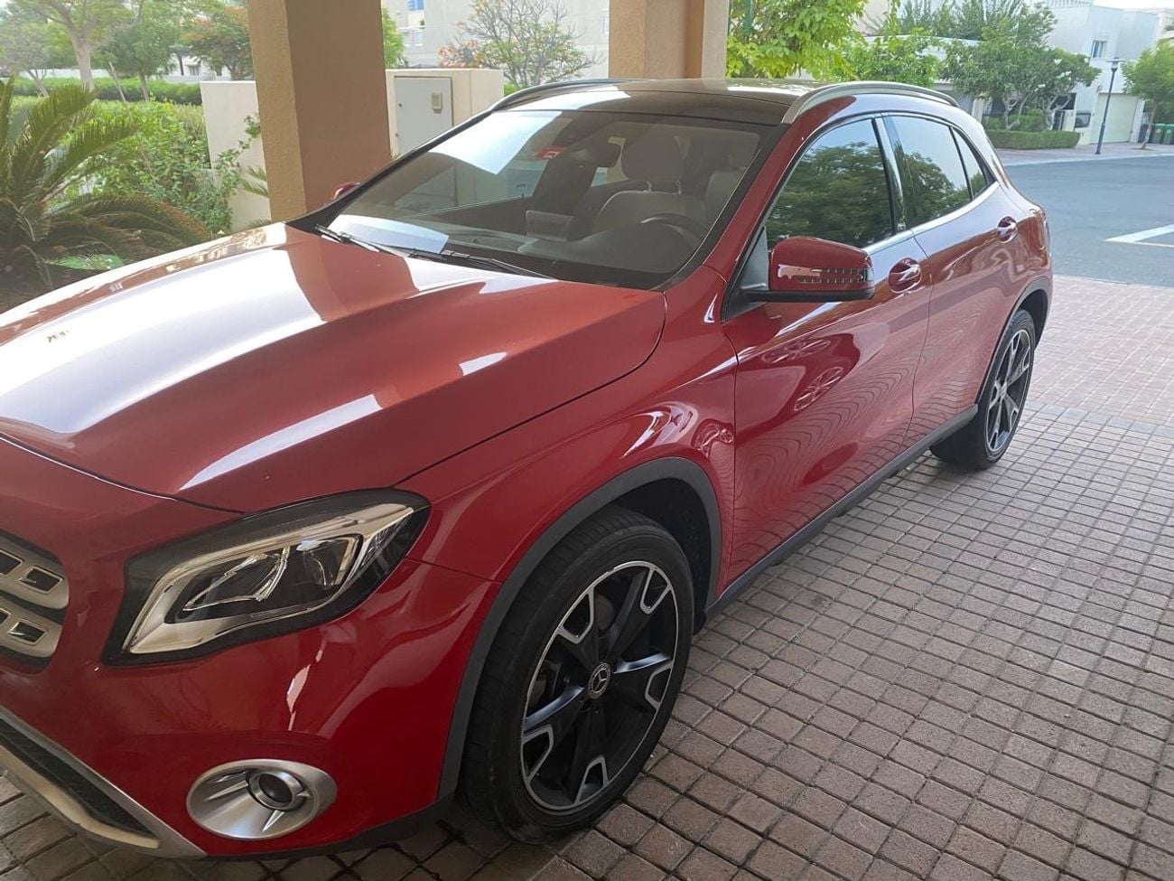 Mercedes Benz GLA250 STD