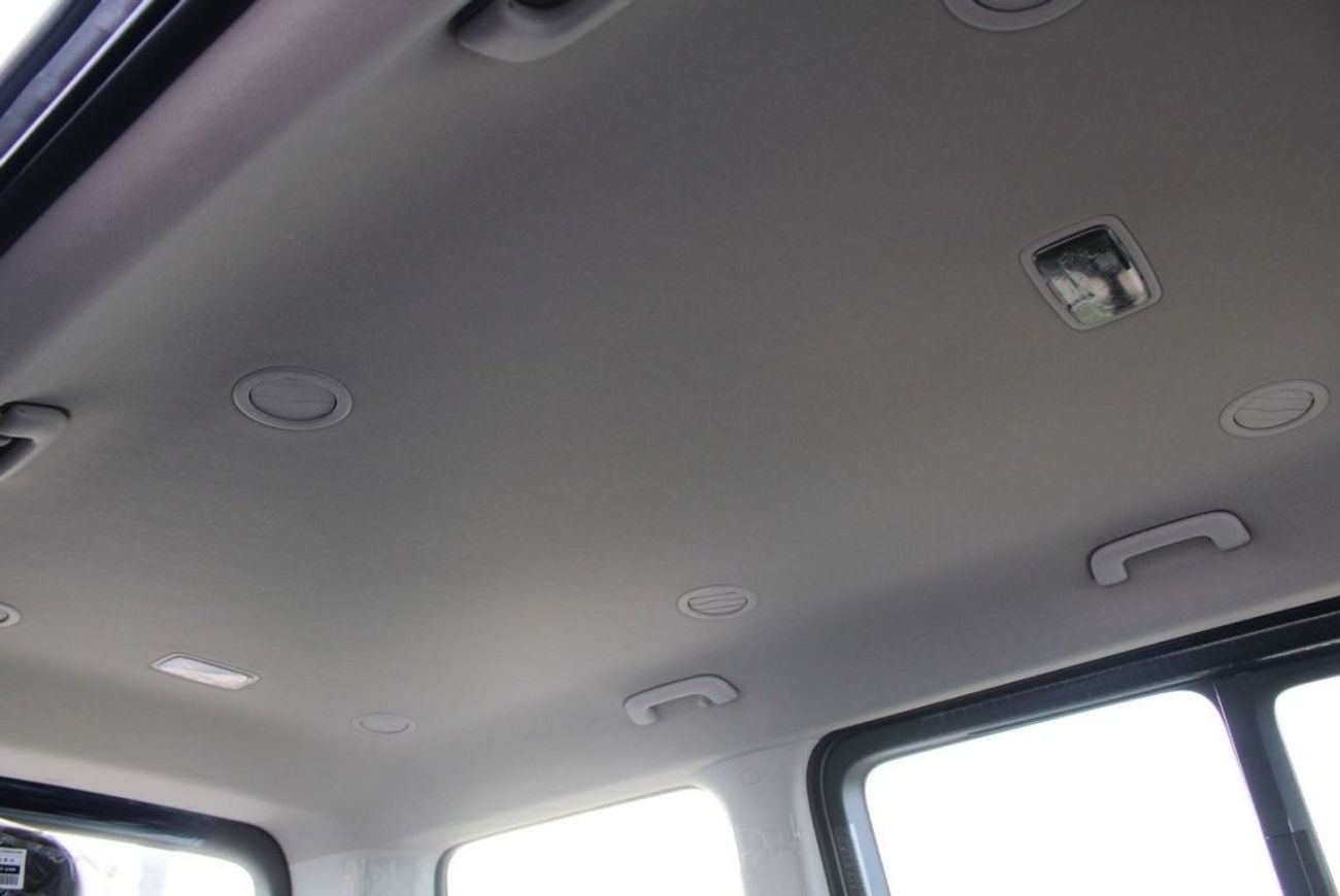 هيونداي ستاريا HYUNDAI STARIA 2.2L DIESEL 11 SEATER COMFORT MANUAL