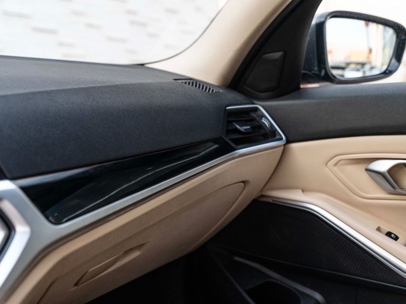 BMW 320i Executive 2.0L