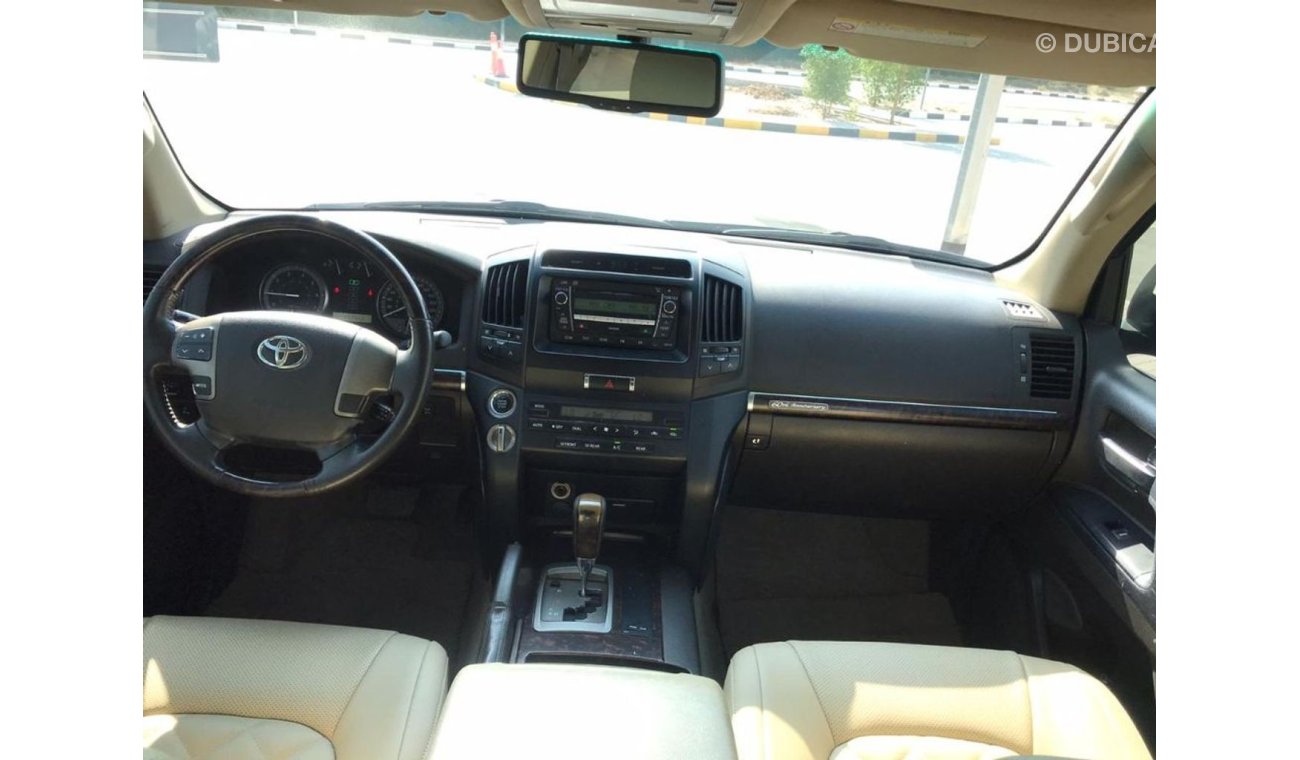 Toyota Land Cruiser GXR 2011 full options