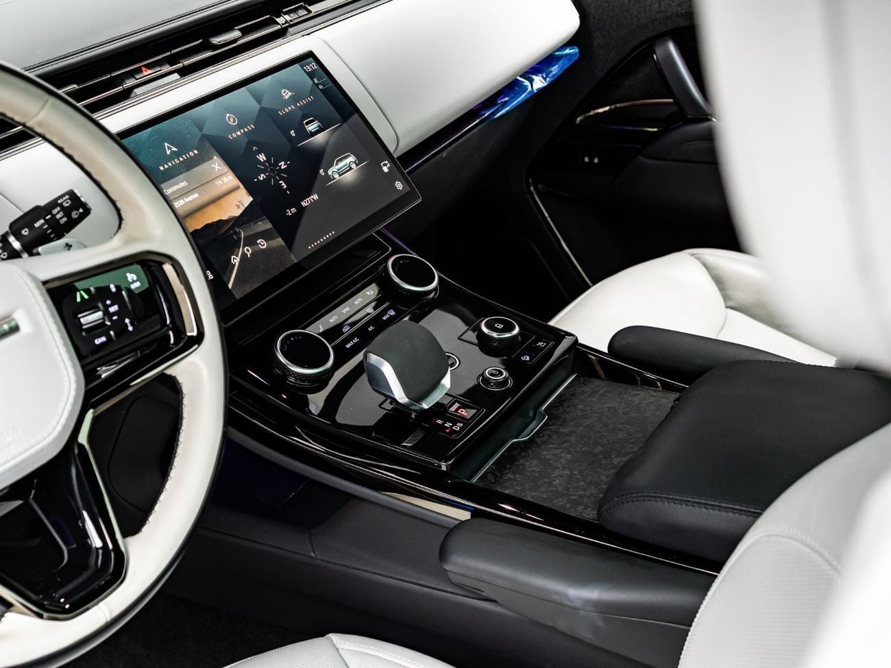 Land Rover Range Rover Sport S P530 4.4L 2023 Range Rover Sport P530, 2029 Land Rover Warranty, GCC