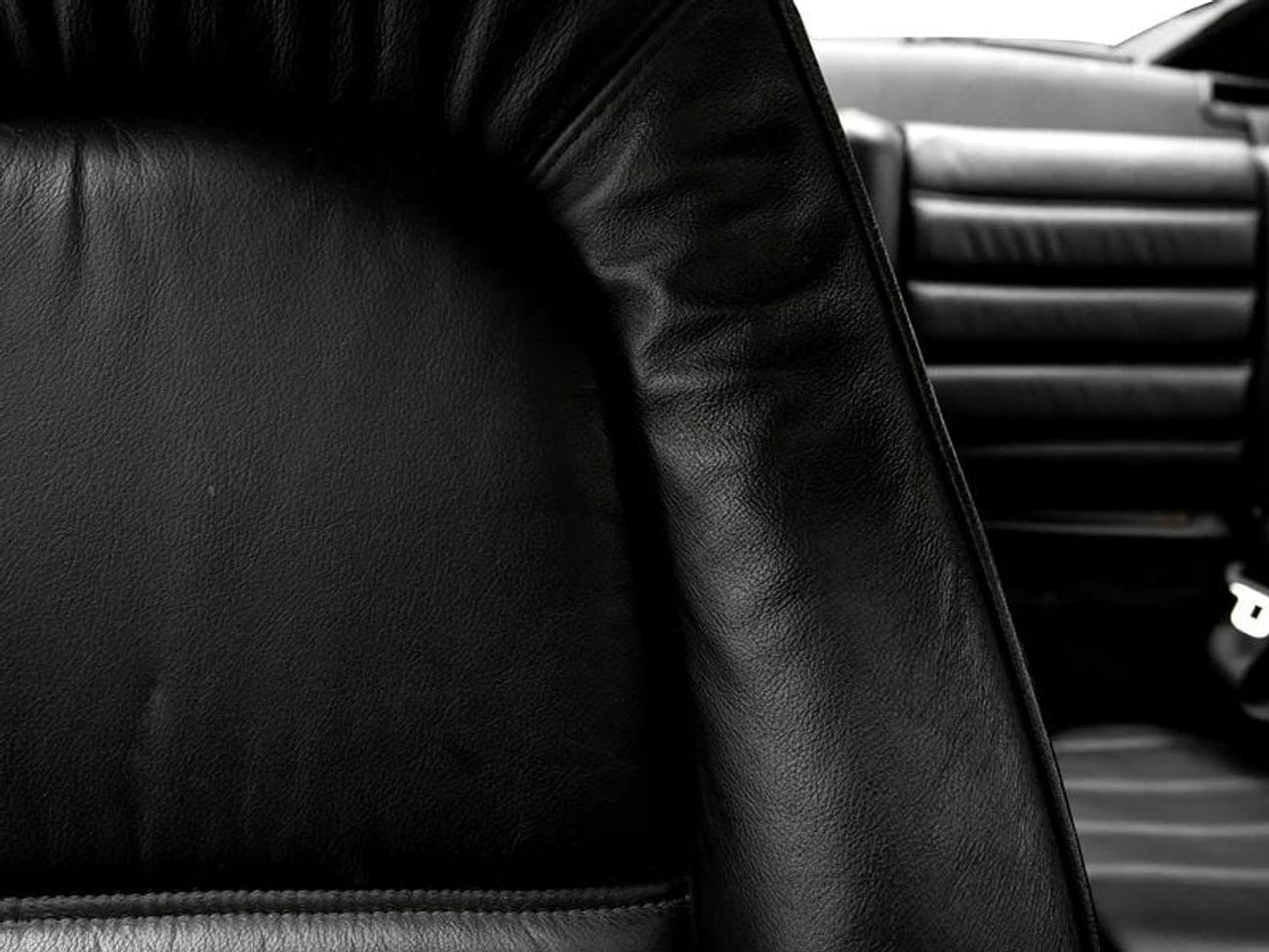 Porsche 911 964 Turbo (with Turbo S Factory Kit) Manual Transmission | GCC Spec