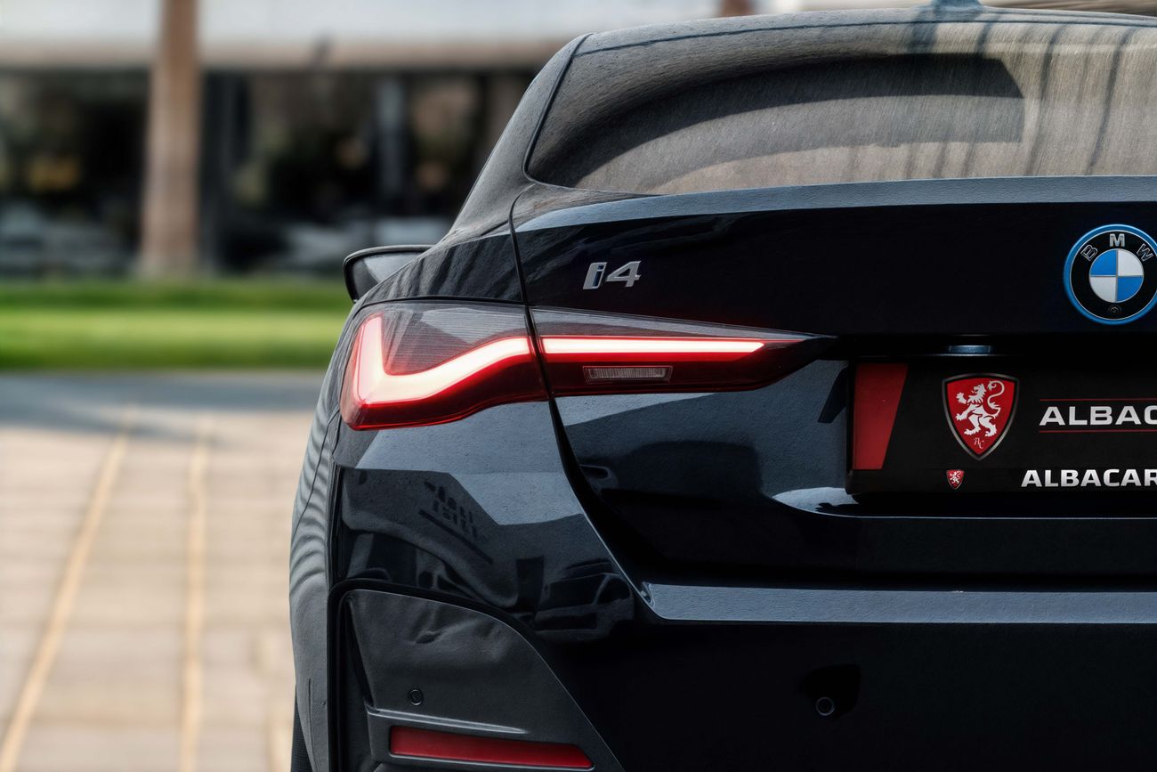 بي أم دبليو i4 i4 M kit | 3,819 P.M | 0% Downpayment | i4 eDrive35 M-Kit | 2029 BMW Warranty/Service