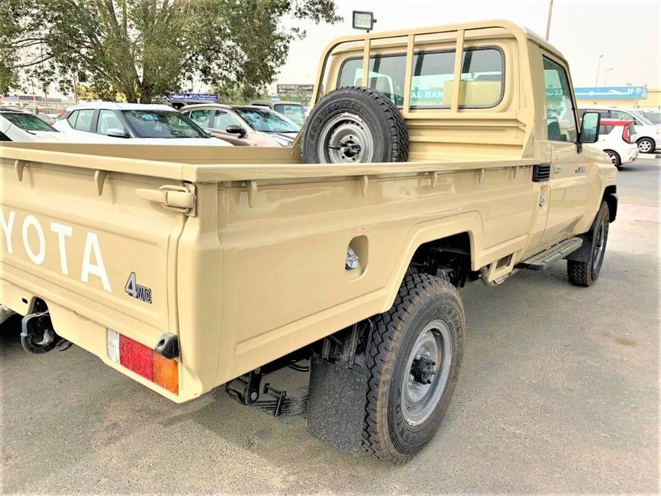 Toyota Land Cruiser Pick Up