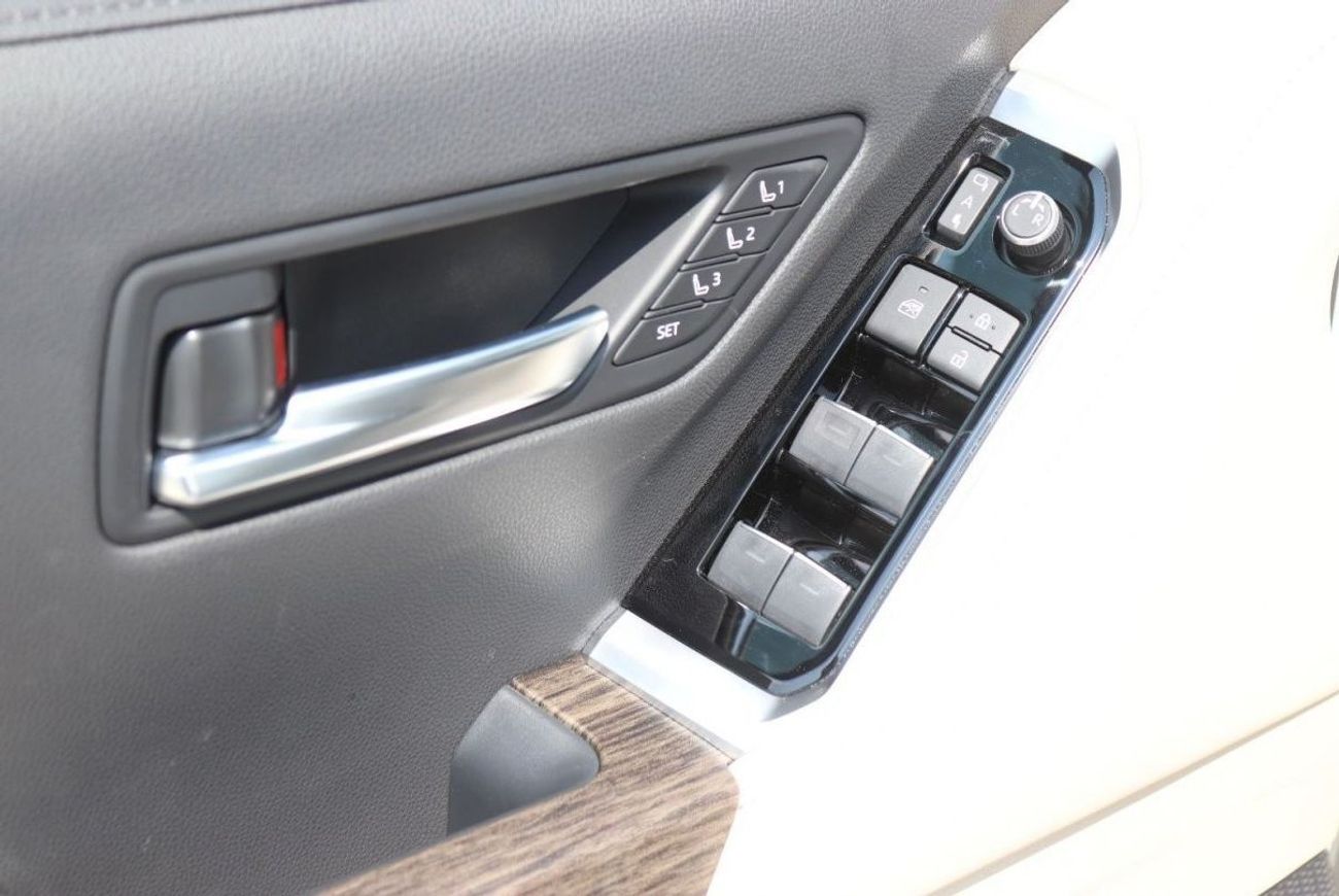 Toyota Land Cruiser 4.0 VXR, KEYLESS ENTRY , PUSH START, SUNROOF, ALLOY WHEELS, JBL SOUND SYSTEM, MONITORS, MODEL 2026