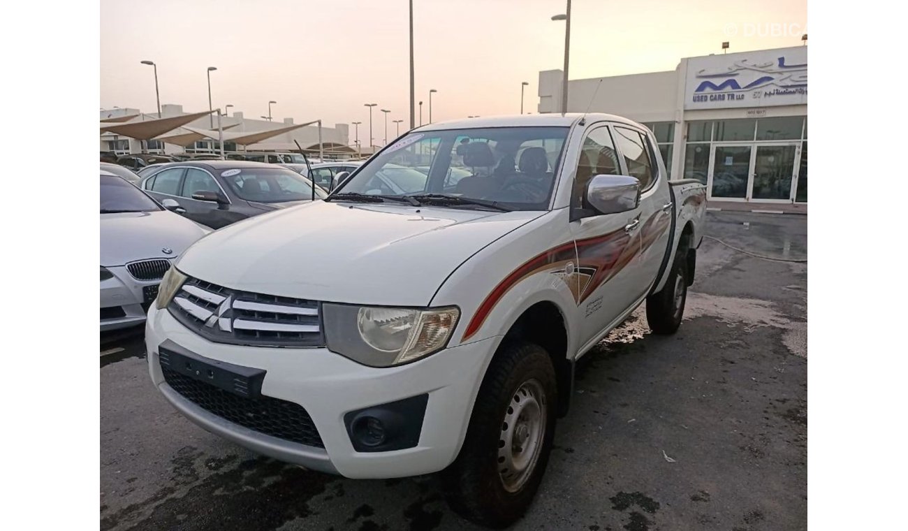 Mitsubishi L200 ACCIDENTS FREE- ORIGINAL PAINT - CAR IS IN PERFECT CONDITION INSIDE OUT