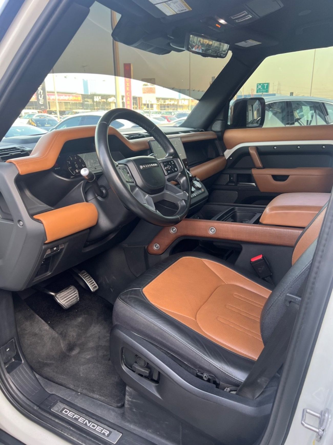 لاند روفر ديفندر P400 110 X 3.0L (5 Seater)