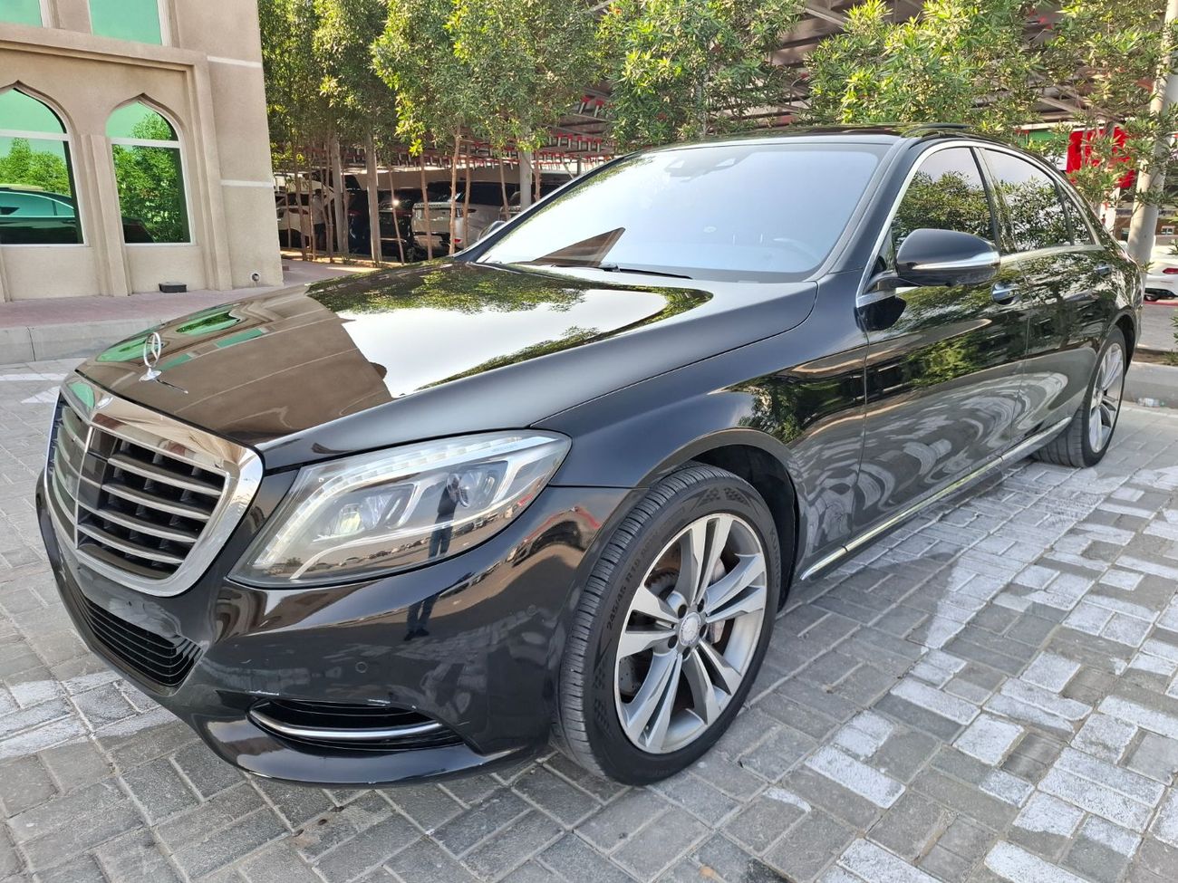 Mercedes-Benz S 500 AMG 4.7L Mercedes-Benz S500L 2015 full option