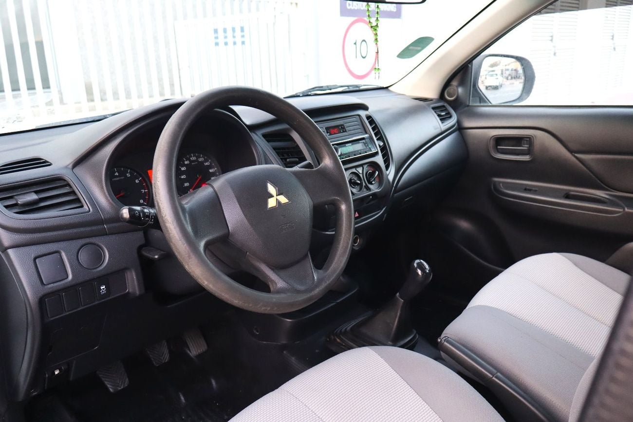 Mitsubishi L200 GL 2.4L (128 HP) Double Cab Utility