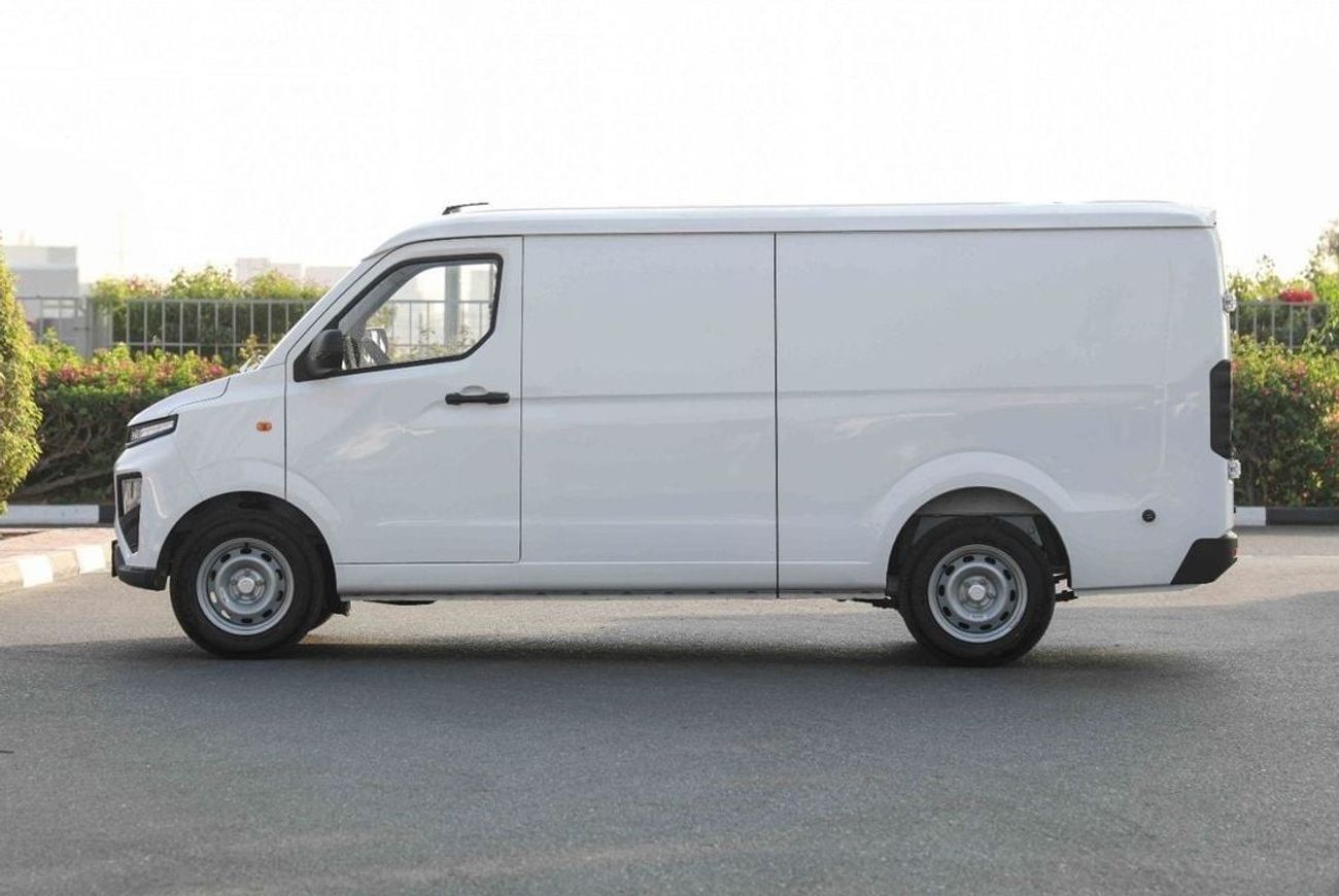 جيلي فيريزون 2024 FARIZON V6E FENCE - WHITE inside BLACK | Export Only