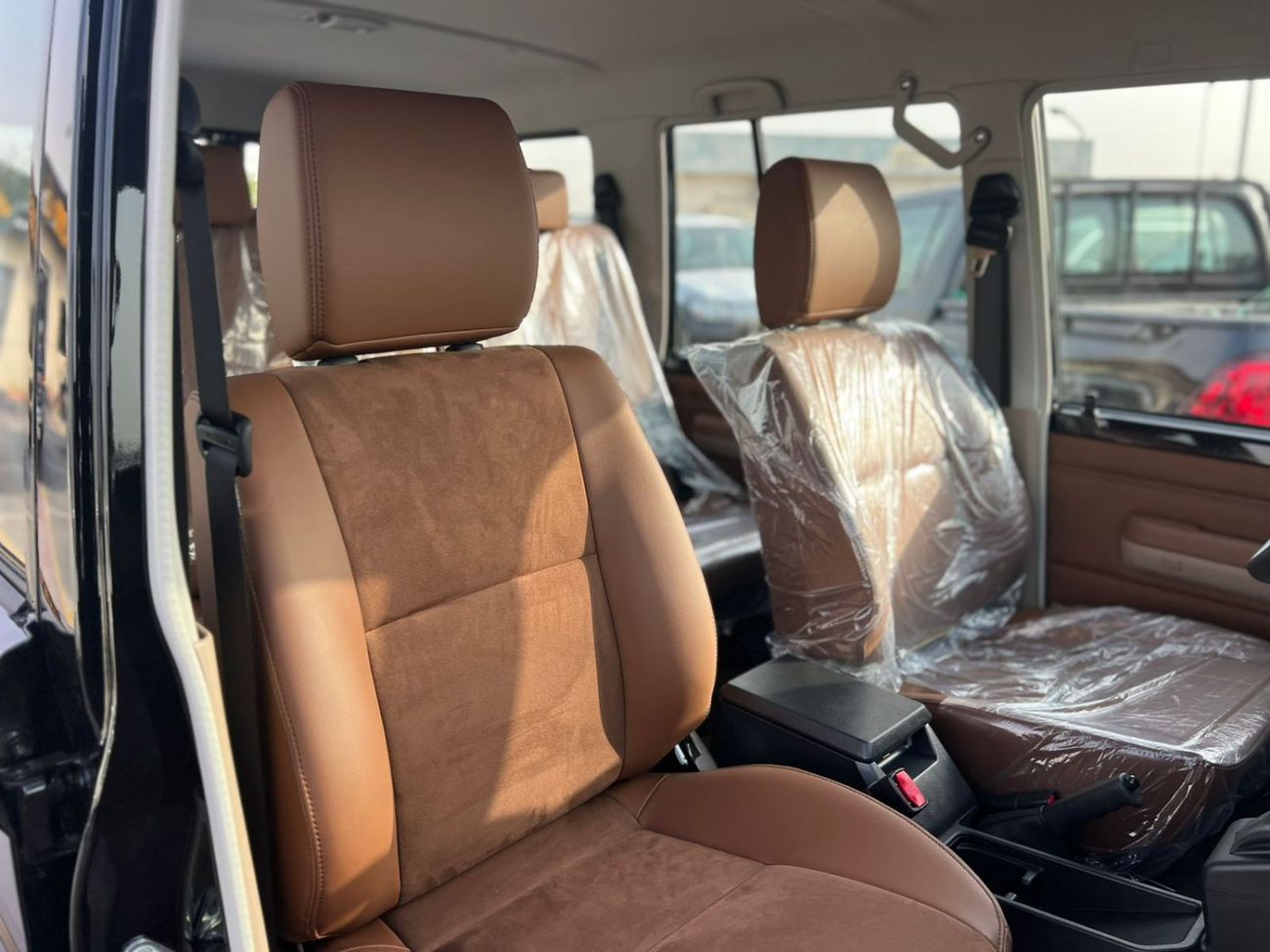 تويوتا لاند كروزر 70 Toyota Land Cruiser LC 76 4.0 2025