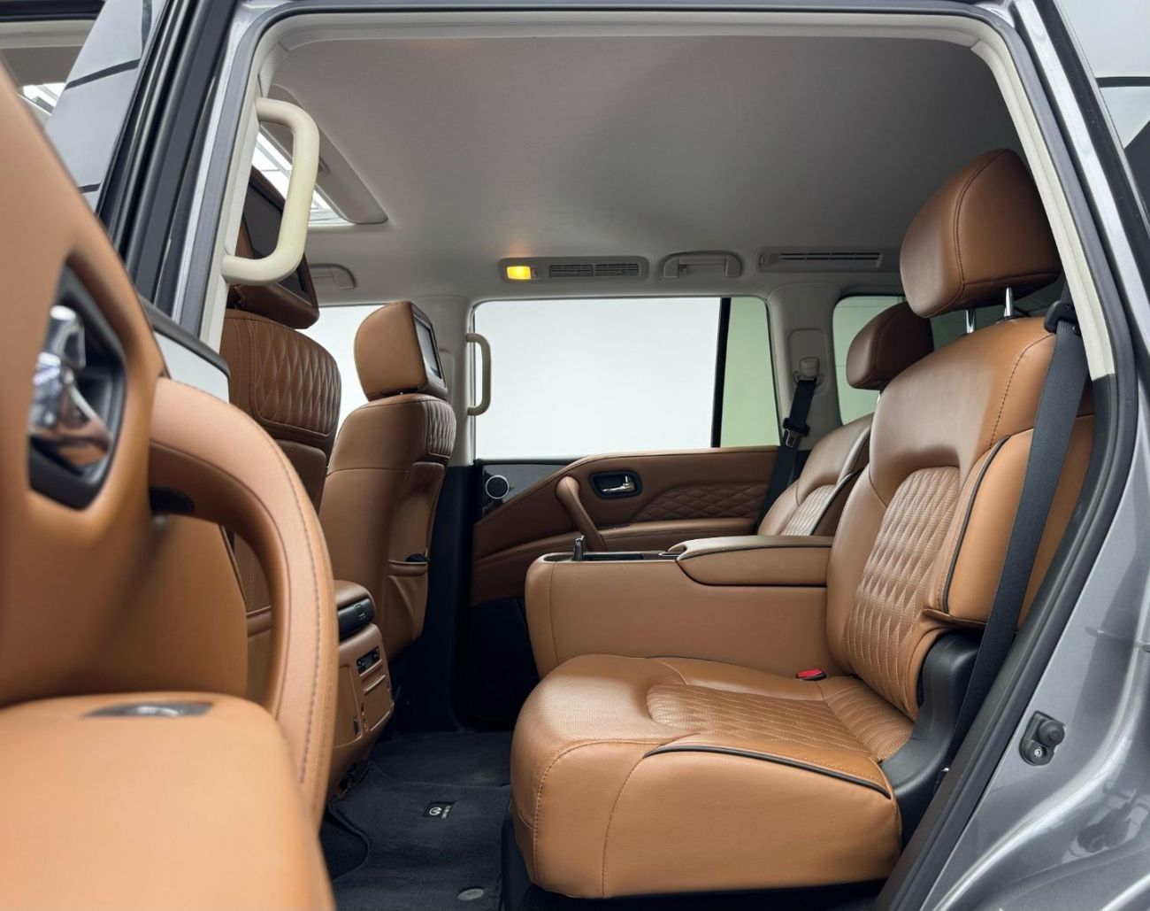 Infiniti QX80 Luxury 8st 5.6L 2020 Infiniti QX80, 2028 Warranty, Full Infiniti Service History, Fully Loaded, 8 Se