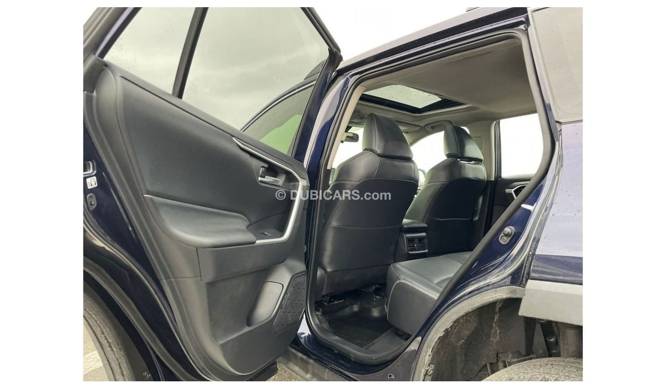 Toyota RAV4 *Offer*2019 Toyota Rav4 XLE Premium 4x4 Active Radar & Full Option / EXPORT ONLY