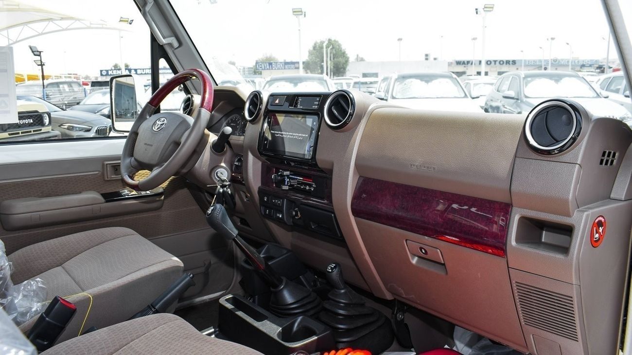 Toyota Land Cruiser Pick Up TOYOTA LAND CRUISER PICK-UP 4.0L V6 PETROL 2022