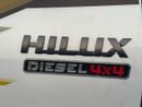 Toyota Hilux SR5 (NON GCC)