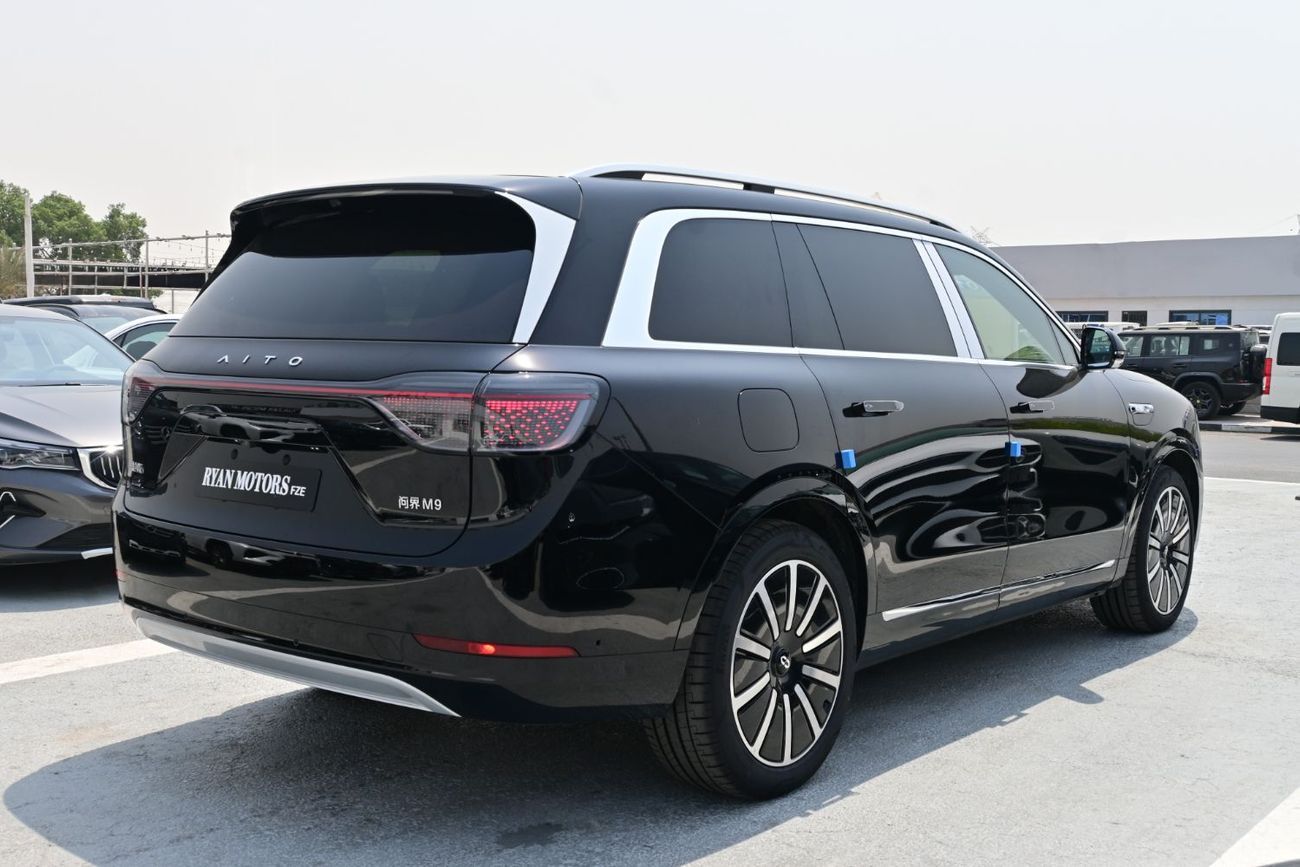 آيتو 9 AITO M9 1.5L Turbo, REEV, AWD 6 Seater, Model 2025