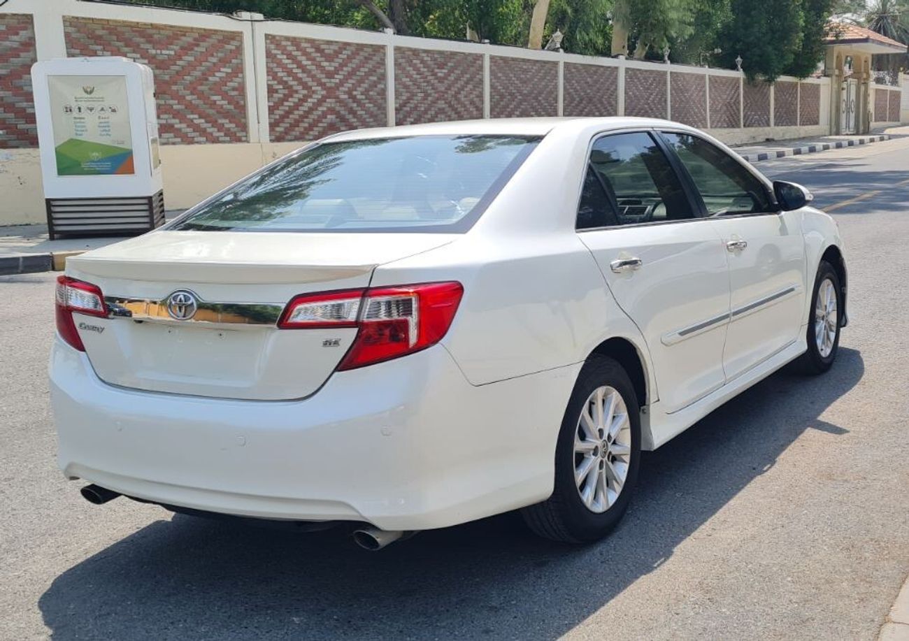 Toyota Camry TOYOTA CAMRY SE GCC 2012