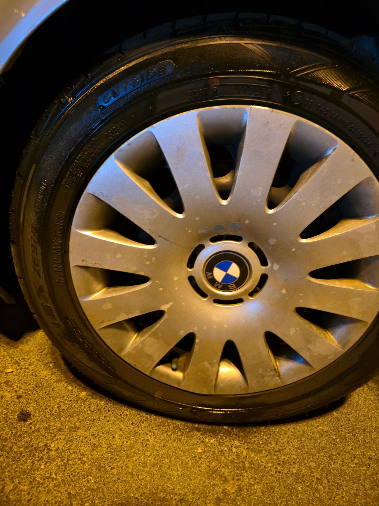 BMW 320i STD