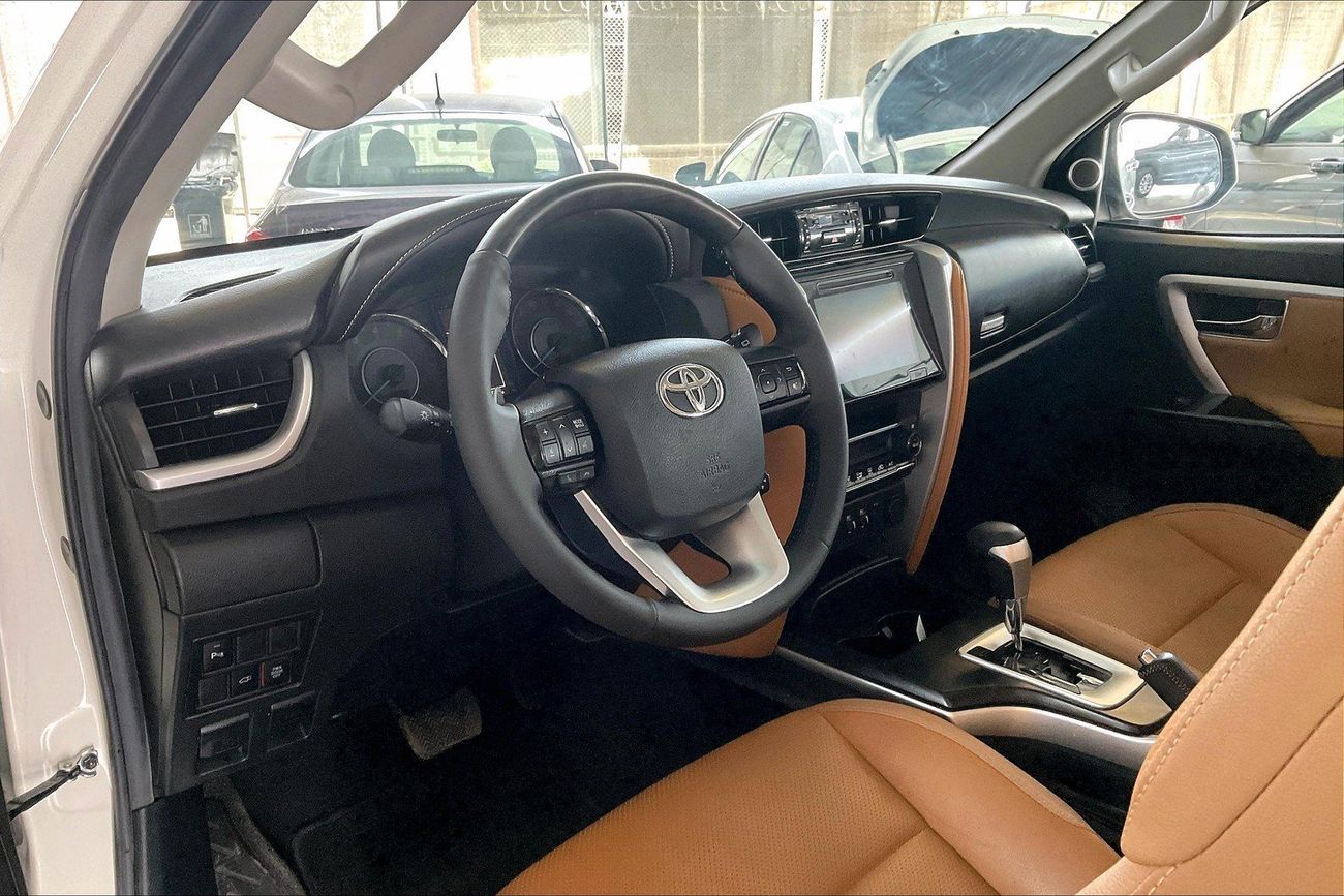 Toyota Fortuner VXR | Guaranteed Warranty | 0 Down Payment