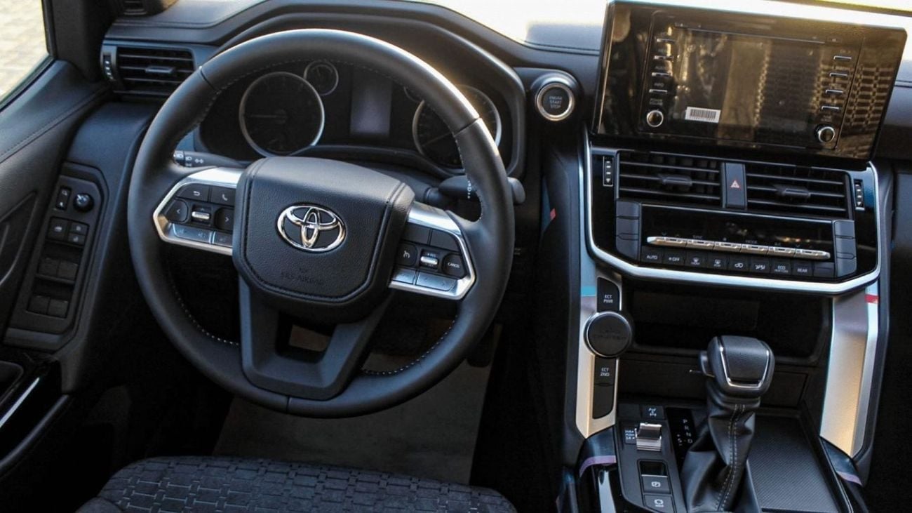 Toyota Land Cruiser GXR V6 4.0L Petrol 2024YM [EXPORT TO NIGERIA ONLY]