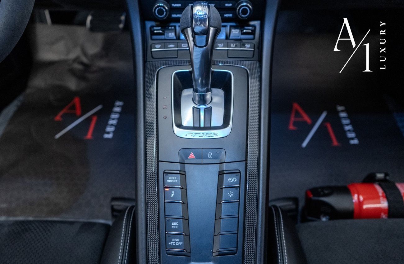 Porsche 911 GT3 RS 4.0L 2019 Porsche GT3 RS, With Warranty  Service Contract, Excellent Condition, GCC Spec