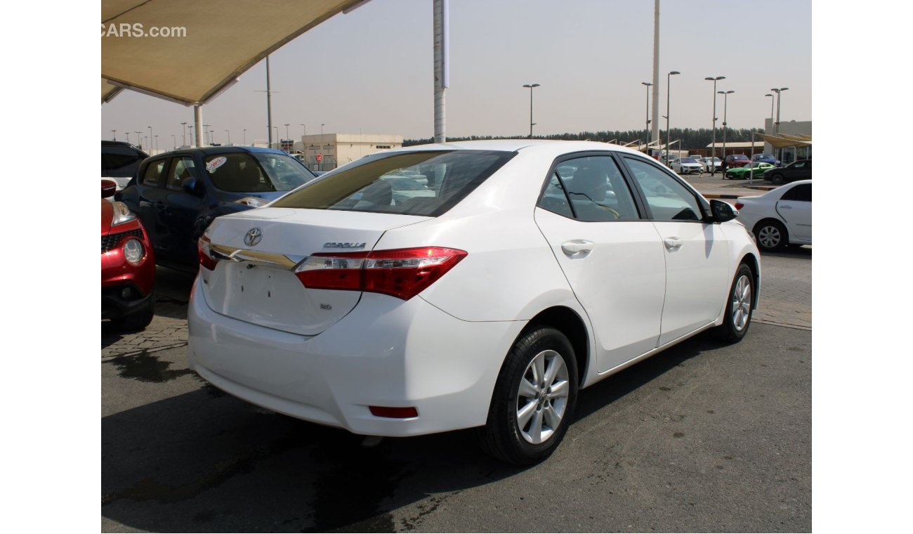 Toyota Corolla ACCIDENTS FREE - GCC - MID OPTION - CAR IS IN PERFECT CONDITION INSIDE OUT