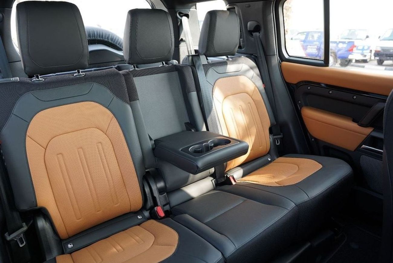 Land Rover Defender 2025 Defender HSE P400 X Dynamic V6