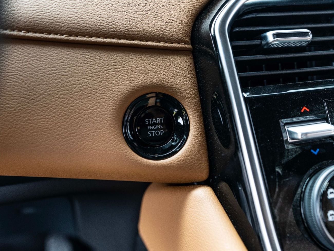 Nissan Patrol SE Titanium