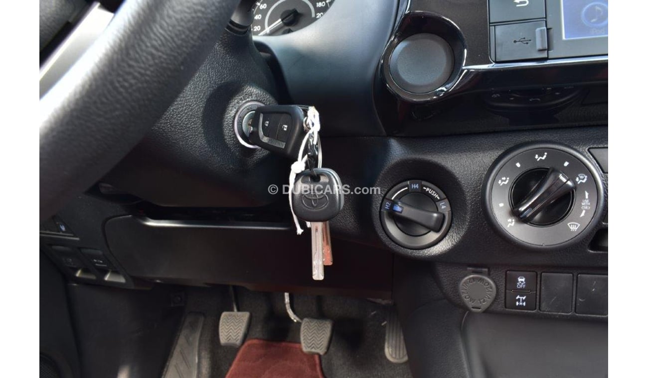 Toyota Hilux DOUBLE CAB PICKUP DLX-G 2.4L DIESEL 4WD MANUAL TRANSMISSION WITH REAR CAMERA