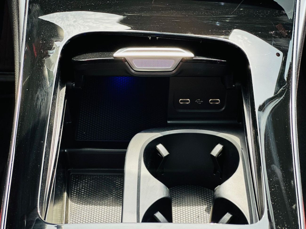 Mercedes-Benz C 200 MERCEDES C200L 2025 V4 1.5L TURBO