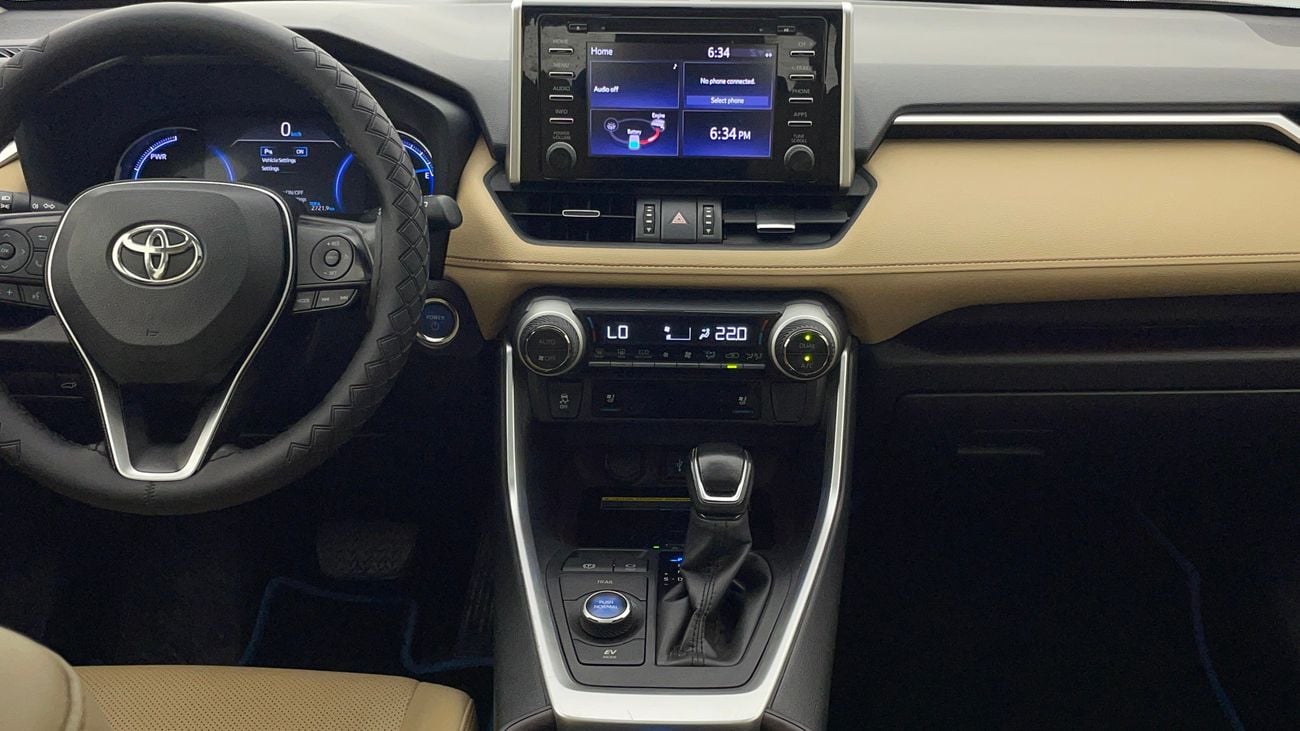 تويوتا راف ٤ VXR HEV 2.5 | بدون دفعة مقدمة | اختبار القيادة في المنزل