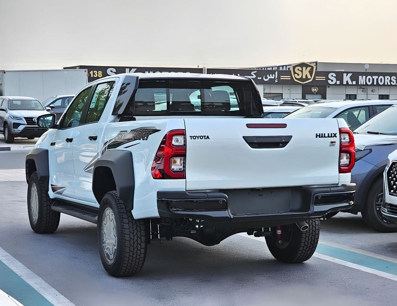 Toyota Hilux GR SPORT EXL || 2.8L DIESEL V4 | DRIVER PWR SEAT WITH LEATHER SEATS | 360*CAMERA (CODE # HDGRO)