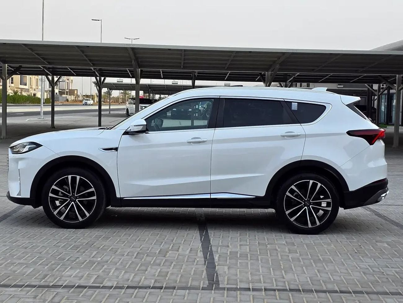 Jetour X70 Plus LUX GCC Specs | 7-Seater | Under Warranty