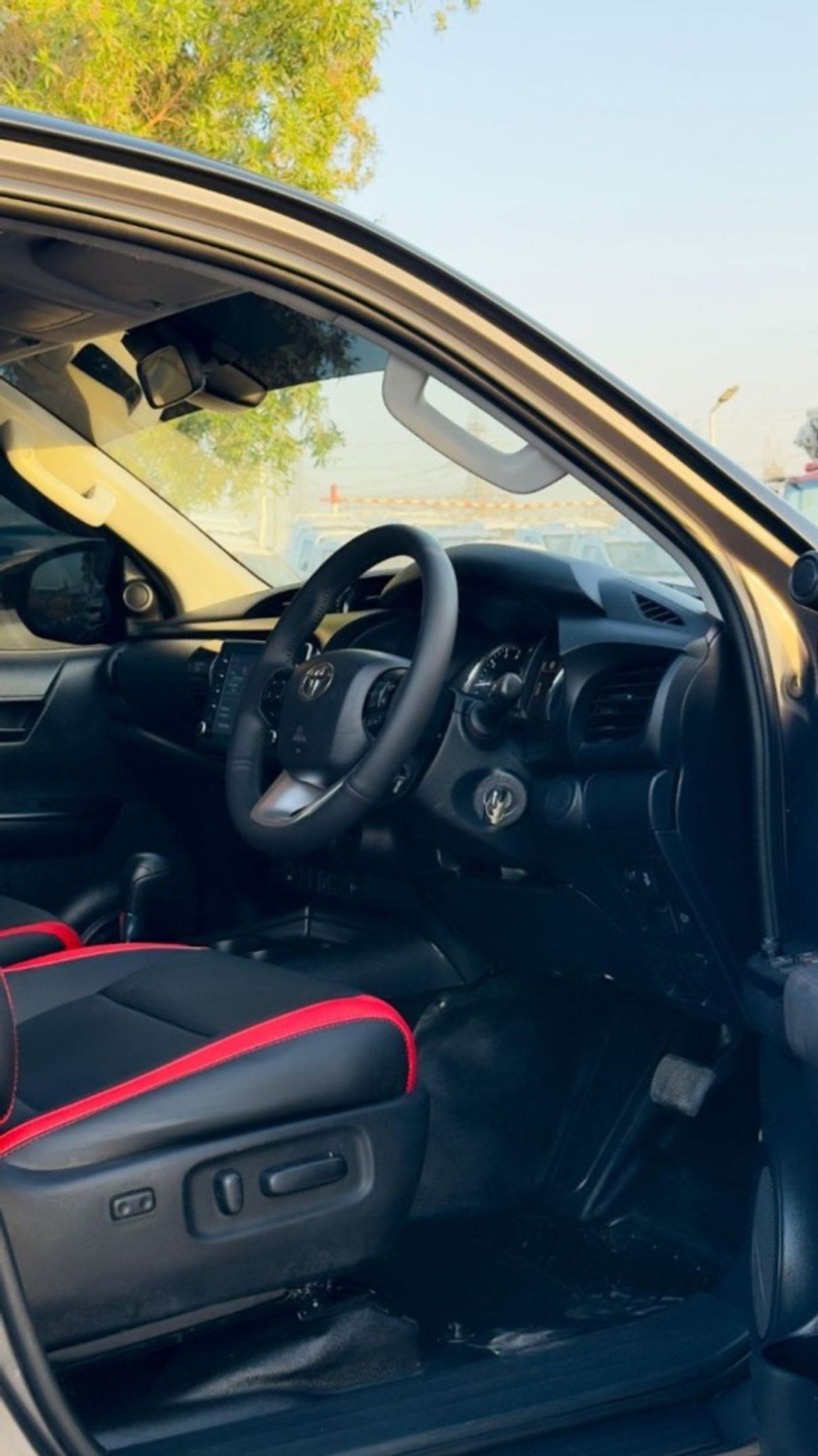 Toyota Hilux MODIFIED TO ROCCO GR SPORT | 2.8L DIESEL ENGINE | 2021