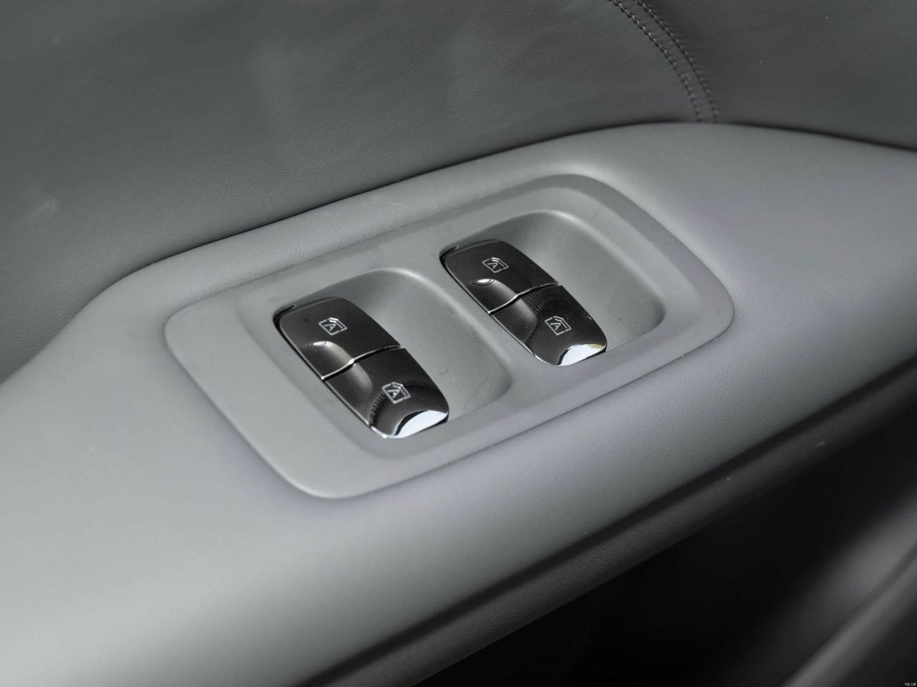 جي إيه سي أيون i60 GAC Aion i60 1.5L PLUG IN HYBRID  230 KM MODEL 2025