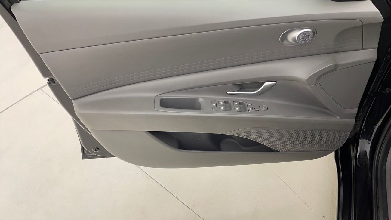 Hyundai Elantra SMART 1.6 | Zero Down Payment | Home Test Drive