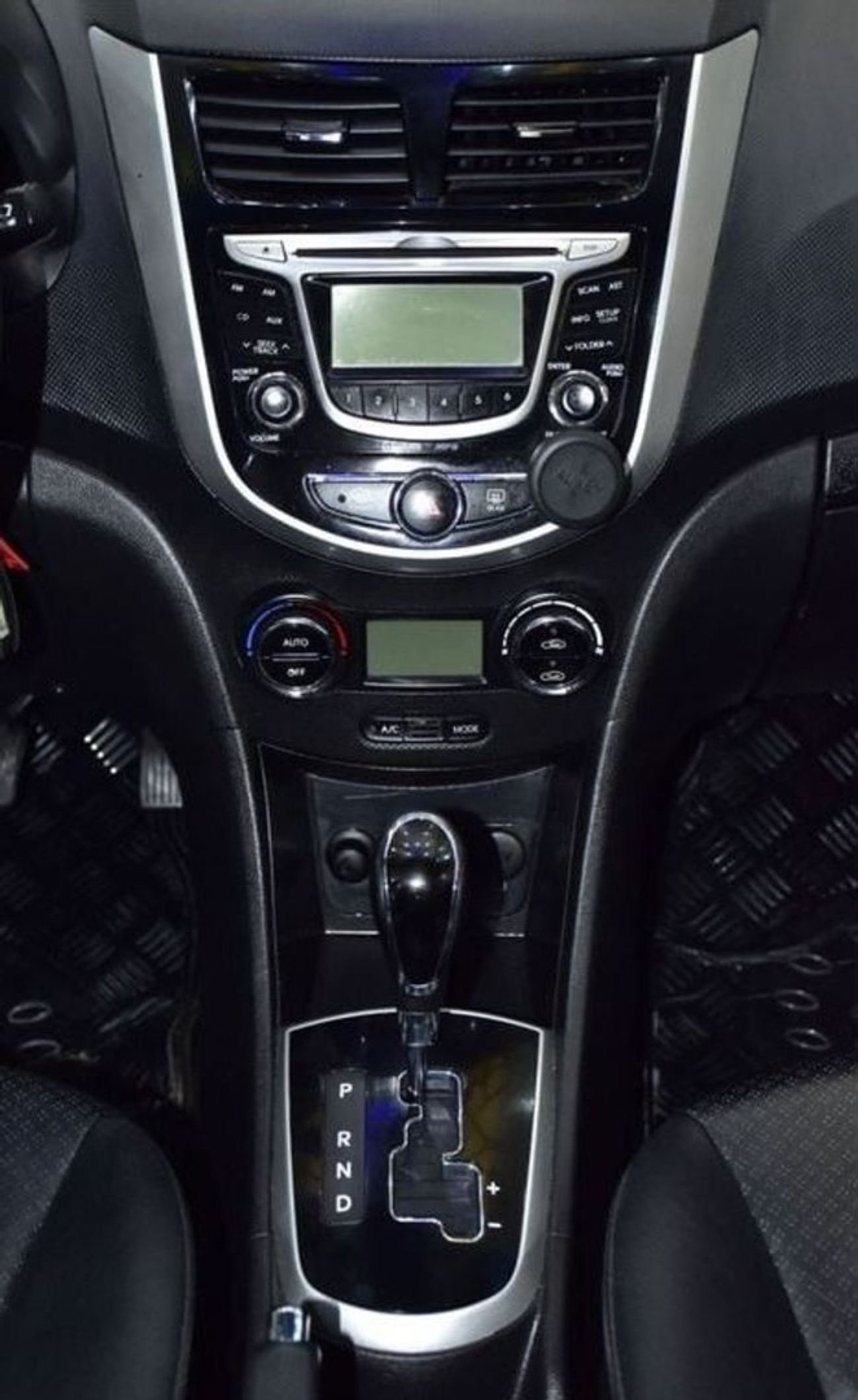 هيونداي أكسنت EXCELLENT DEAL for our Hyundai Accent 1.6L ( 2014 Model ) in Black Color GCC Specs