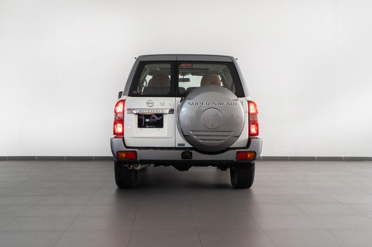 Nissan Patrol Super Safari 2020 Nissan Patrol Super Safari / Full Nissan Service History