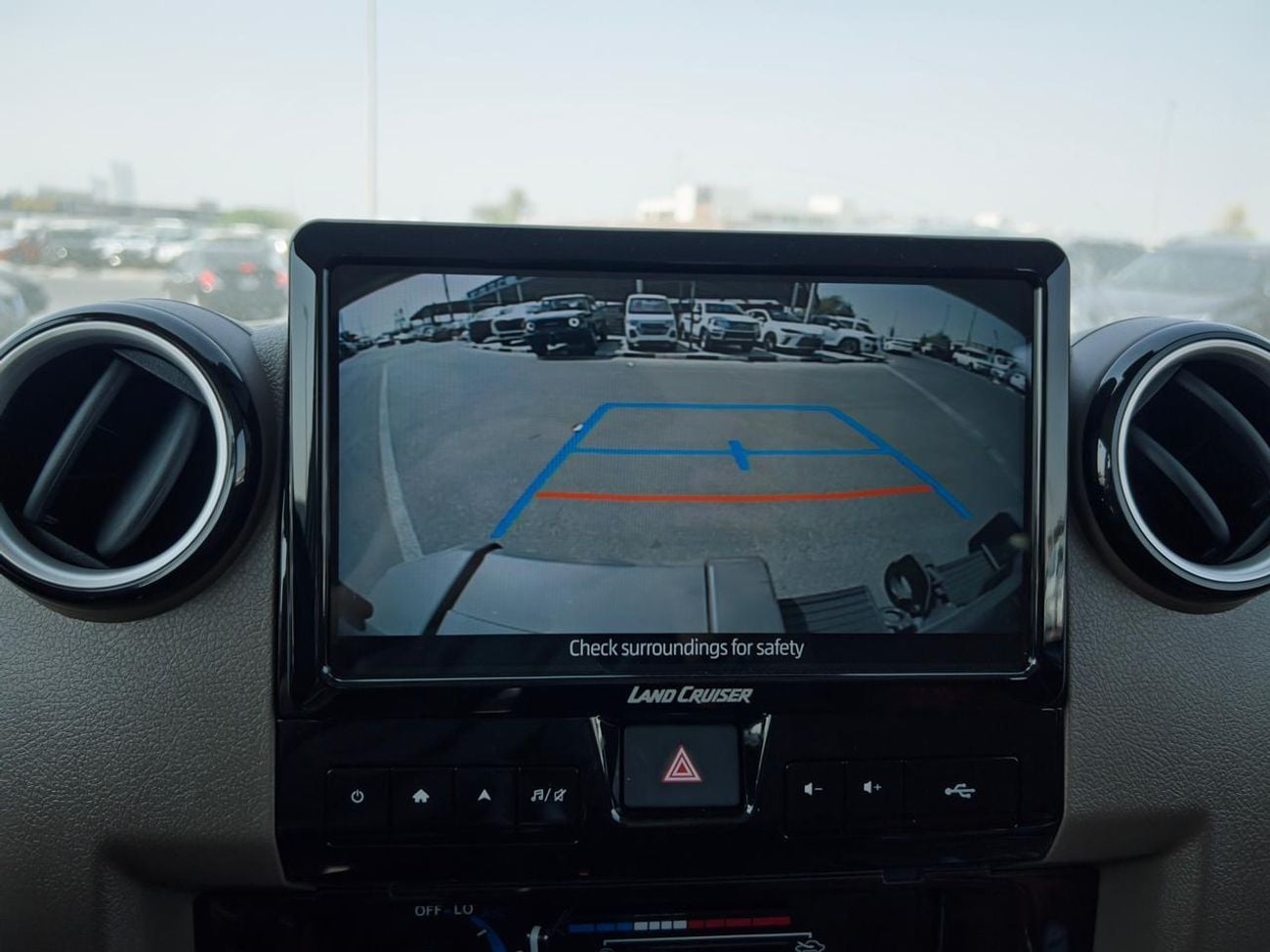 Toyota Land Cruiser 70 EXPORT ONLY - TOYOTA LC76 LX 2.8L A/T