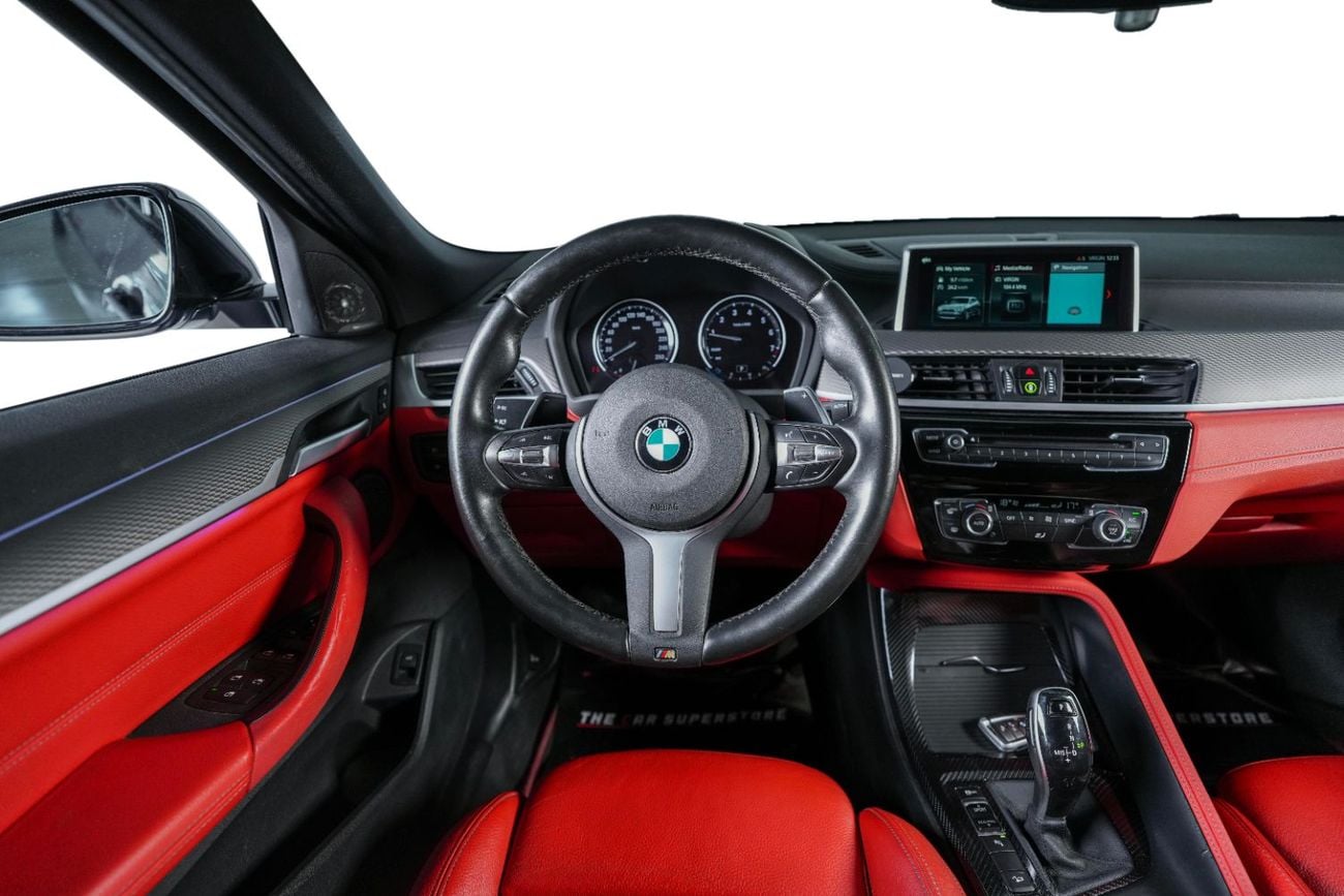 BMW X2 xDrive M35i M Sport-GCC-BMW service history available-M Sport seats-warranty available