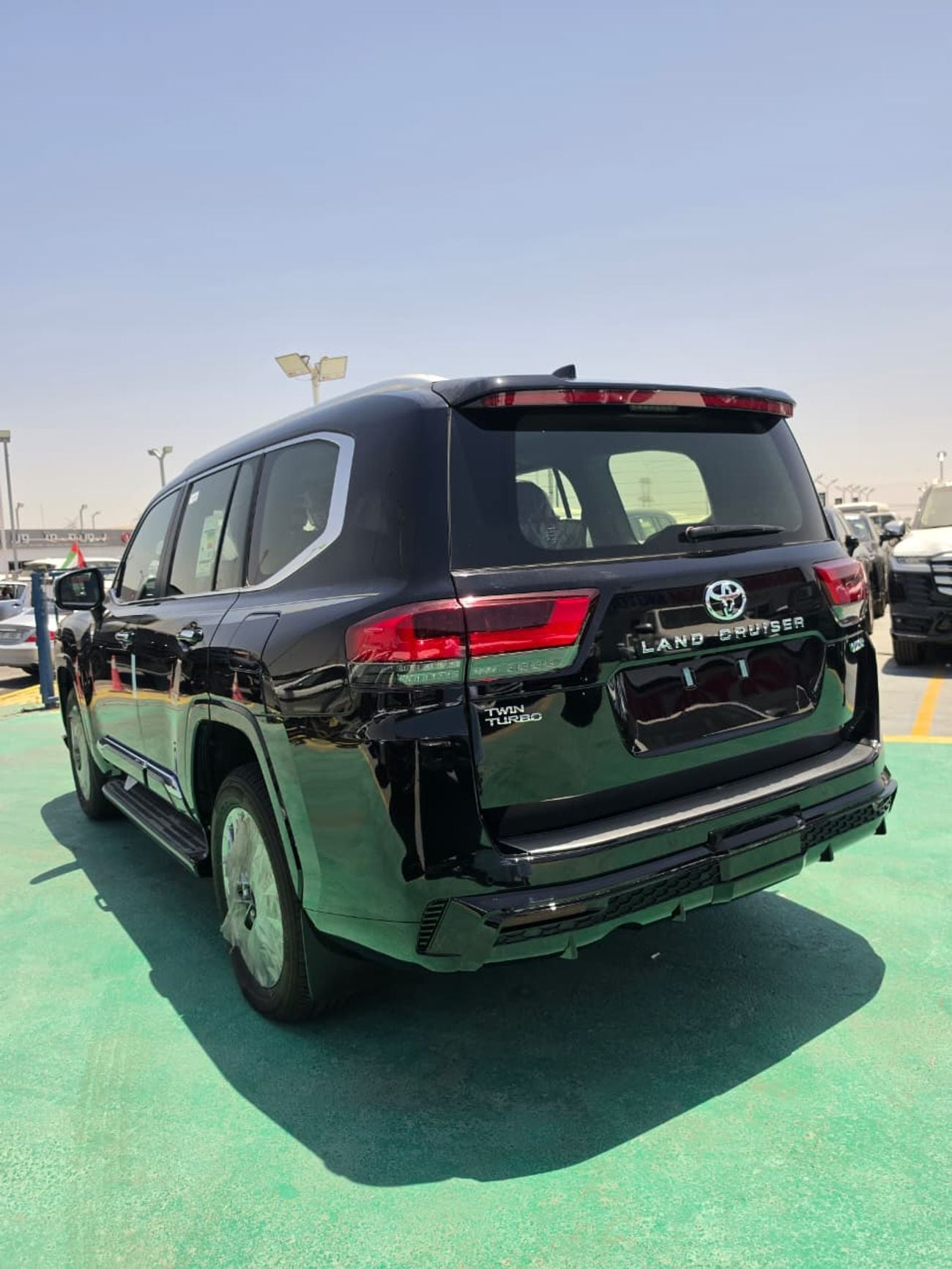تويوتا لاند كروزر VXR