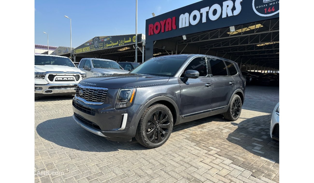 Kia Telluride Kia Telluride is a source from America in good condition that can be installed on the bank road with