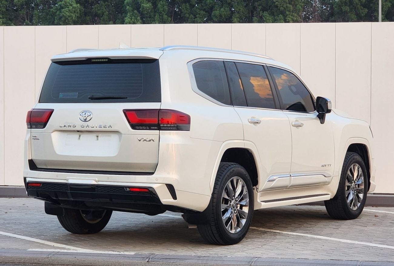 Toyota Land Cruiser VXR Twin turbo original paint