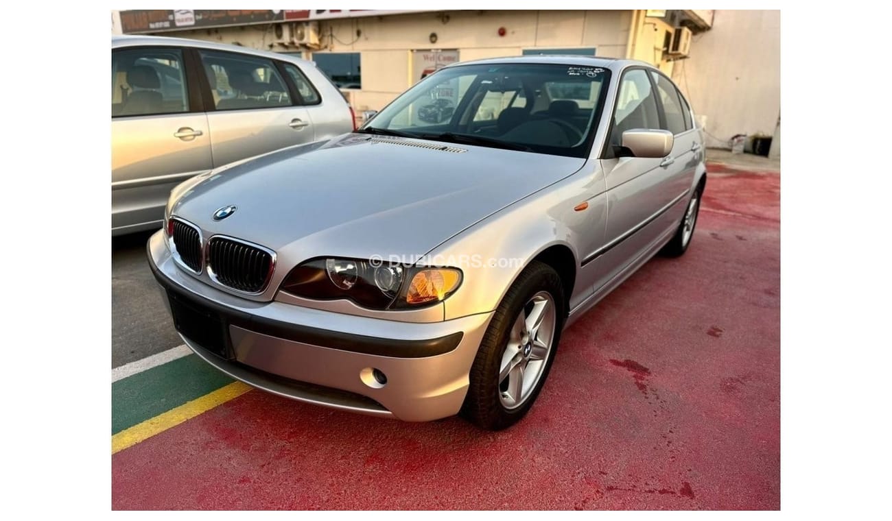 Used BMW 320i BMW 320 low mileage 2002 for sale in Dubai - 633586